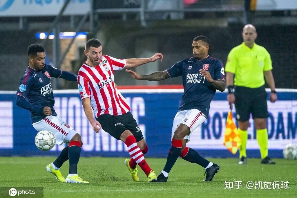 现在的我更 现在的我更